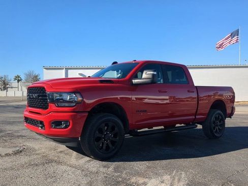 Used 2024 RAM 2500 Big Horn w/ Night Edition image 8