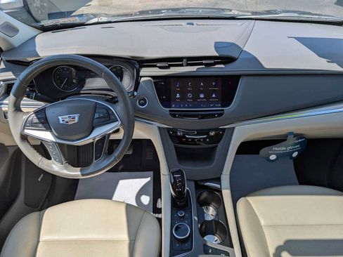 Certified 2023 Cadillac XT5 Premium Luxury w/ LPO, Floor Liner Package AWD/4WD image 17