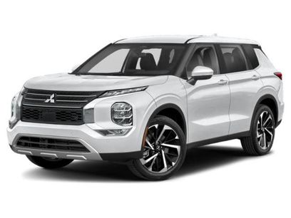 Used 2023 Mitsubishi Outlander SE