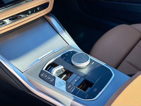 Used 2025 BMW M440i Coupe image 27