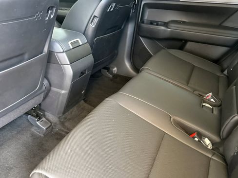 Certified 2025 Hyundai Santa Fe SEL image 13