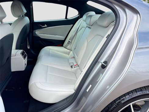Used 2025 Genesis G70 2.5T RWD image 24
