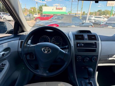 Used 2012 Toyota Corolla L FWD image 13