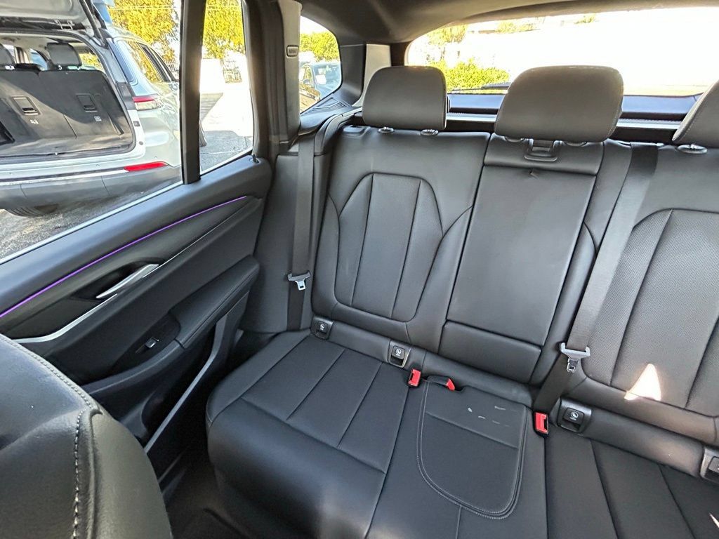 Used 2024 BMW X3 sDrive30i RWD image 12