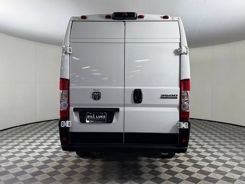Used 2025 RAM ProMaster 3500 w/ Convenience Group FWD image 8