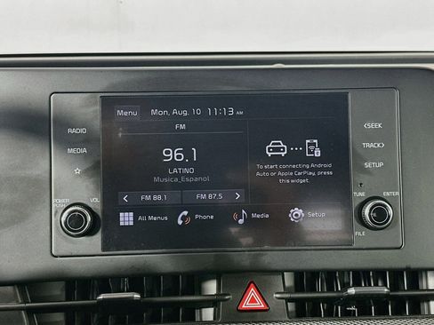 Used 2025 Kia Sportage LX FWD image 19