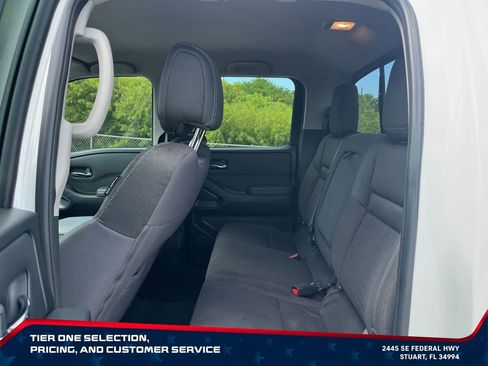 Used 2022 Nissan Frontier SV w/ Technology Package RWD image 13