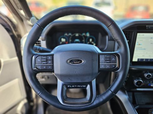 Certified 2022 Ford F150 Platinum w/ Equipment Group 701A High image 28