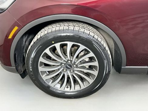 Used 2022 Lincoln Aviator AWD w/ Premium Package image 34