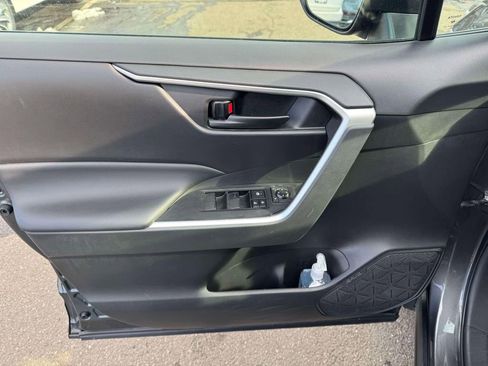 Used 2023 Toyota RAV4 LE image 14