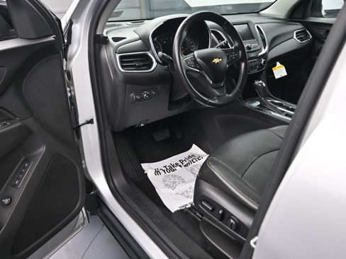 Certified 2020 Chevrolet Equinox LT w/ Sport Edition image 51