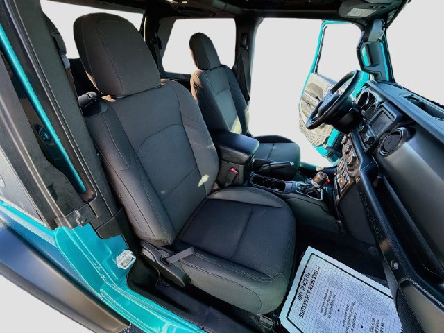 Used 2019 Jeep Wrangler Sport AWD/4WD image 29