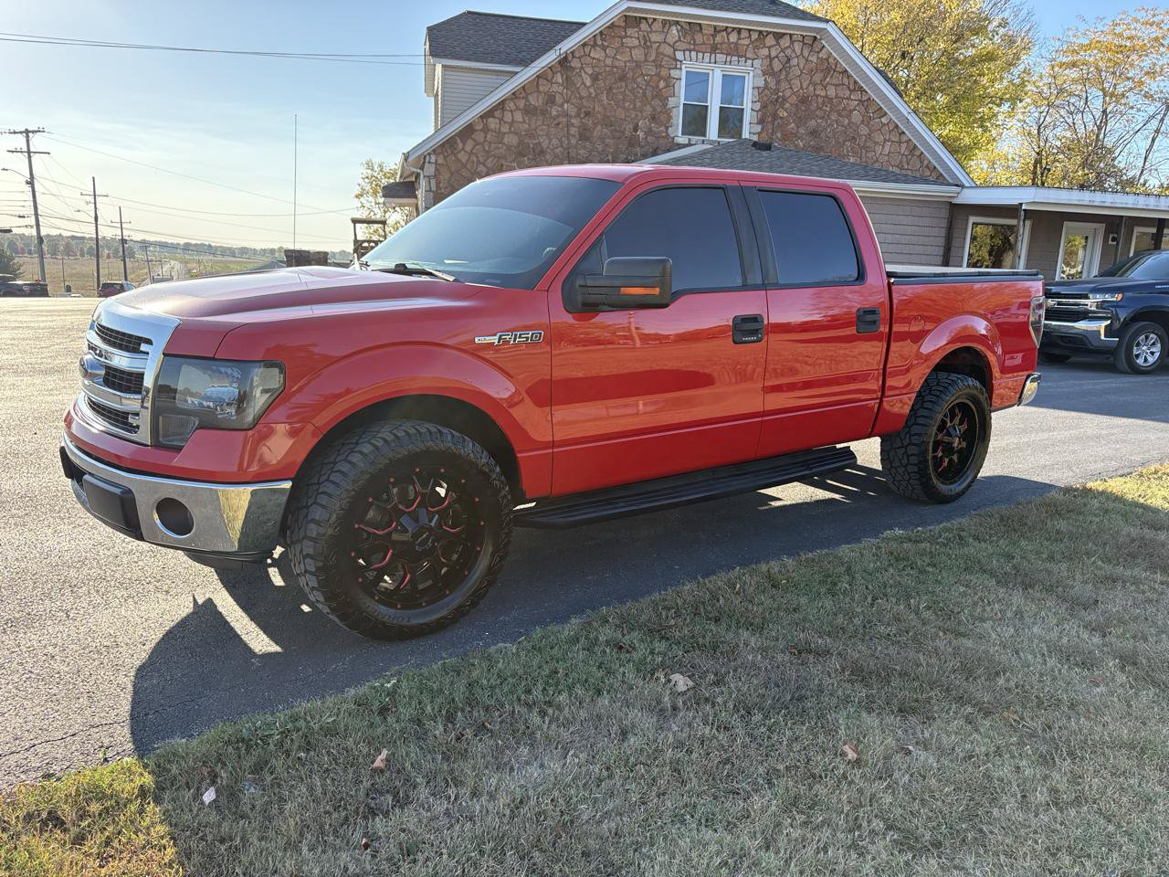 Used 2014 Ford F150 XLT w/ XLT Convenience Package RWD image 1