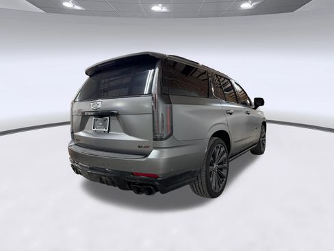Certified 2026 Cadillac Escalade V w/ LPO, Onyx Lite Package AWD/4WD image 8