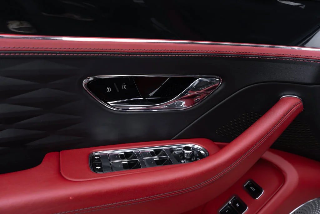 Used 2020 Bentley Flying Spur W12 AWD/4WD image 30
