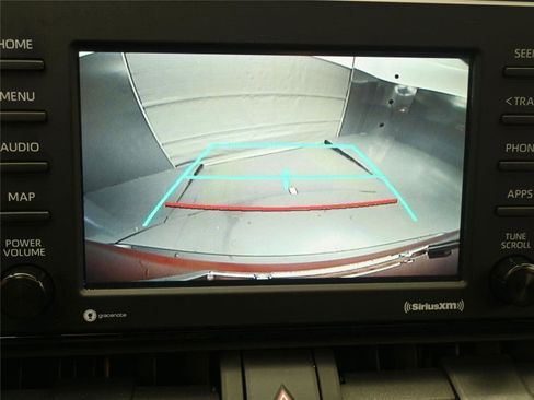 Used 2020 Toyota RAV4 XLE w/ Convenience Package image 13