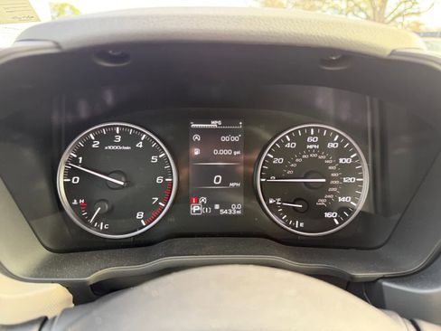 Certified 2025 Subaru Forester Premium w/ Convenience Package #2 image 22