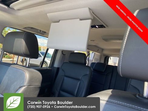 Used 2017 Chevrolet Suburban Premier AWD/4WD image 9