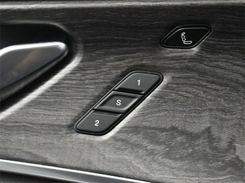 Used 2021 Jeep Grand Cherokee L Overland w/ Advanced Protech Group III image 44