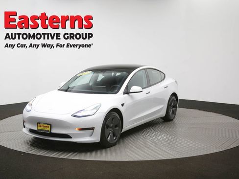 Used 2022 Tesla Model 3 Standard Range image 50