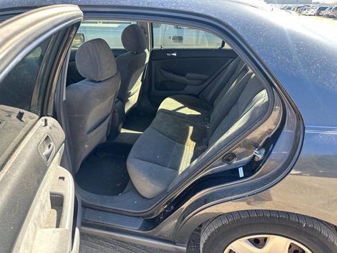 Used 2005 Honda Accord LX image 24