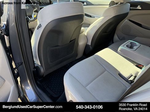 Used 2019 Hyundai Tucson SE image 34