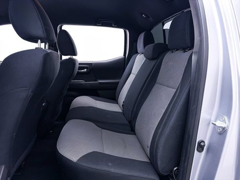 Used 2021 Toyota Tacoma TRD Off-Road w/ Technology Package AWD/4WD image 39