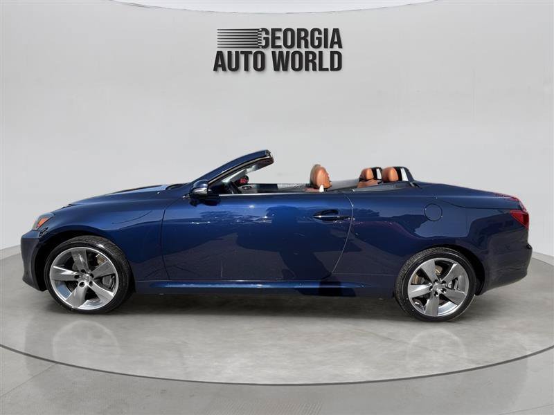 Used 2011 Lexus IS 350C w/ Luxury Pkg RWD image 10