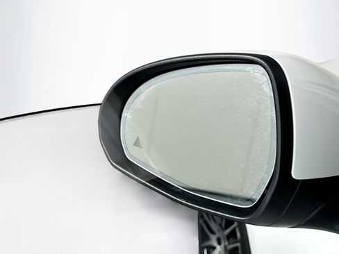 Used 2024 Mercedes-Benz C 300 Sedan image 16