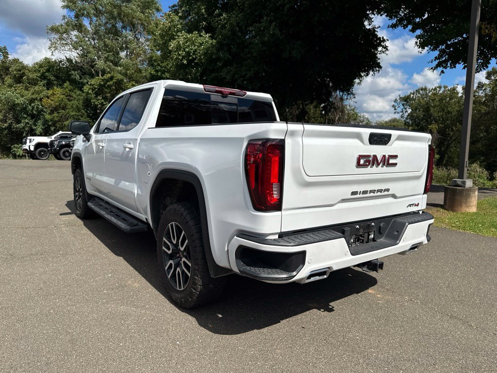 Used 2024 GMC Sierra 1500 AT4 w/ Technology Package AWD/4WD image 10