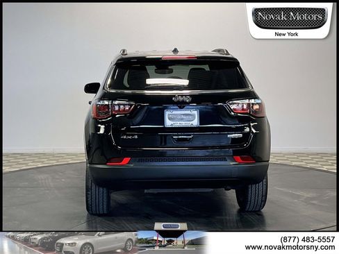 Used 2022 Jeep Compass Latitude image 7