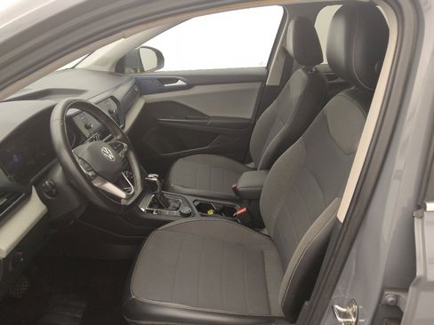 Used 2022 Volkswagen Taos SE image 17