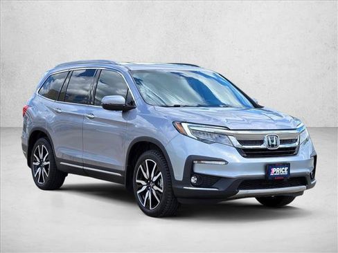 Used 2021 Honda Pilot Touring image 3