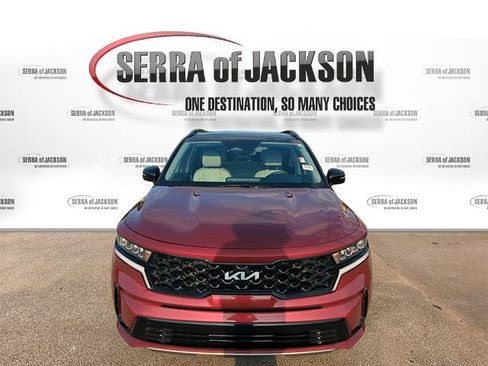 Certified 2022 Kia Sorento S w/ Panoramic Sunroof Package FWD image 3