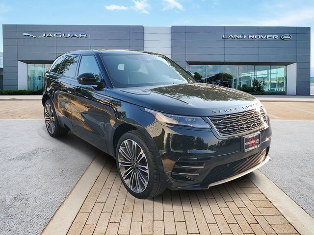 Used 2024 Land Rover Range Rover Velar Dynamic SE AWD/4WD image 3