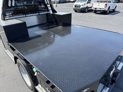 New 2025 Ford F550 4x4 SuperCab Super Duty image 23