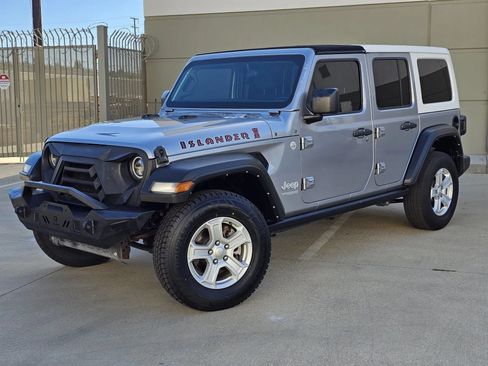 Used 2021 Jeep Wrangler Unlimited Sport AWD/4WD image 2
