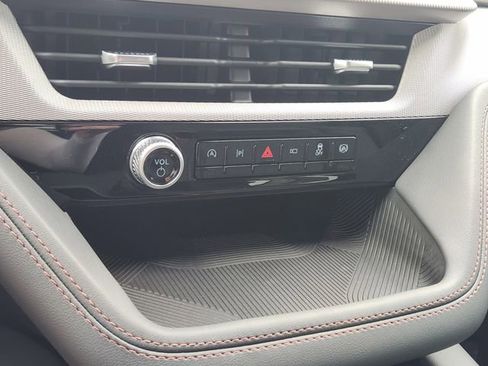 New 2026 Ford Explorer Active RWD image 18