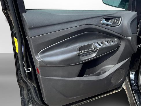 Used 2018 Ford Escape SE w/ SE Sync 3 Package FWD image 25