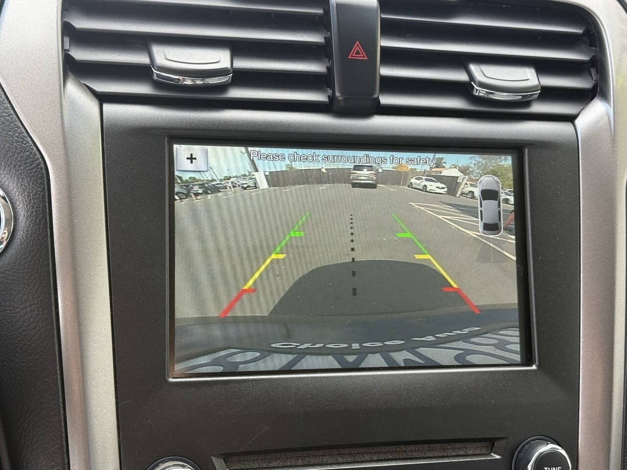 Used 2018 Ford Fusion SE w/ Equipment Group 602A FWD image 11