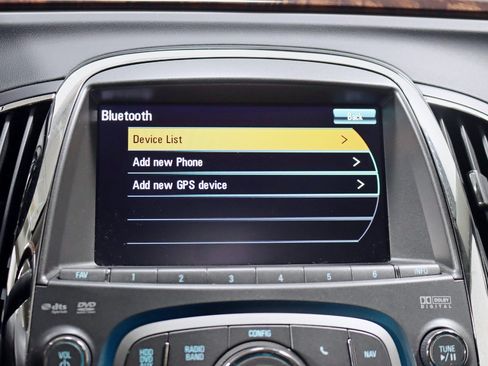Used 2012 Buick LaCrosse Touring FWD image 21
