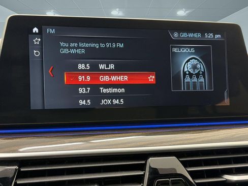 Used 2018 BMW 530i xDrive AWD/4WD image 24