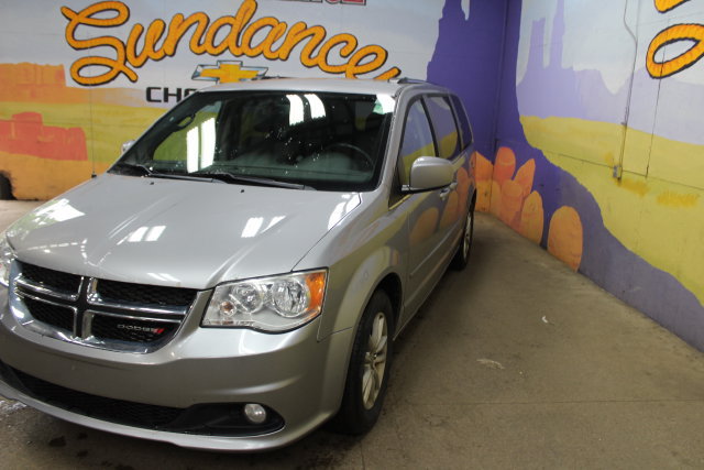 Used 2016 Dodge Grand Caravan SXT FWD image 4