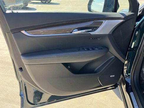 Certified 2025 Cadillac XT6 Sport w/ Platinum Package image 25