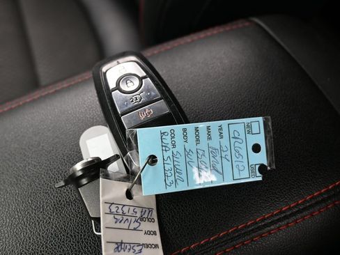 Used 2024 Ford Escape ST-Line FWD image 23
