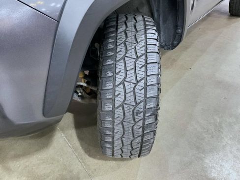 Used 2021 Toyota Tacoma TRD Off-Road AWD/4WD image 23