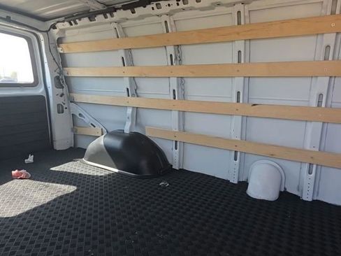 Used 2023 Chevrolet Express 2500 w/ Driver Convenience Package image 9