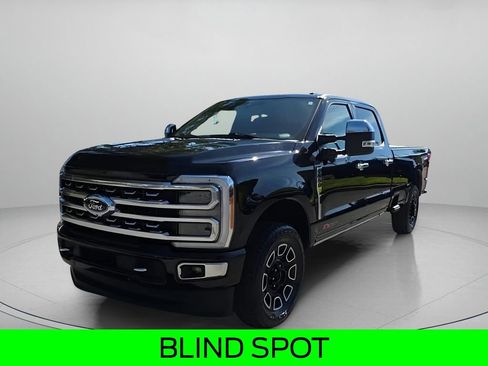 Used 2023 Ford F350 Platinum image 9