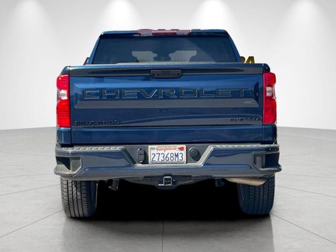 Used 2022 Chevrolet Silverado 1500 Custom w/ LPO, Dark Essentials Package RWD image 4
