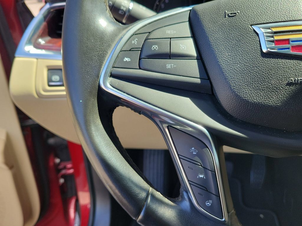 Used 2019 Cadillac XT5 Luxury FWD image 20